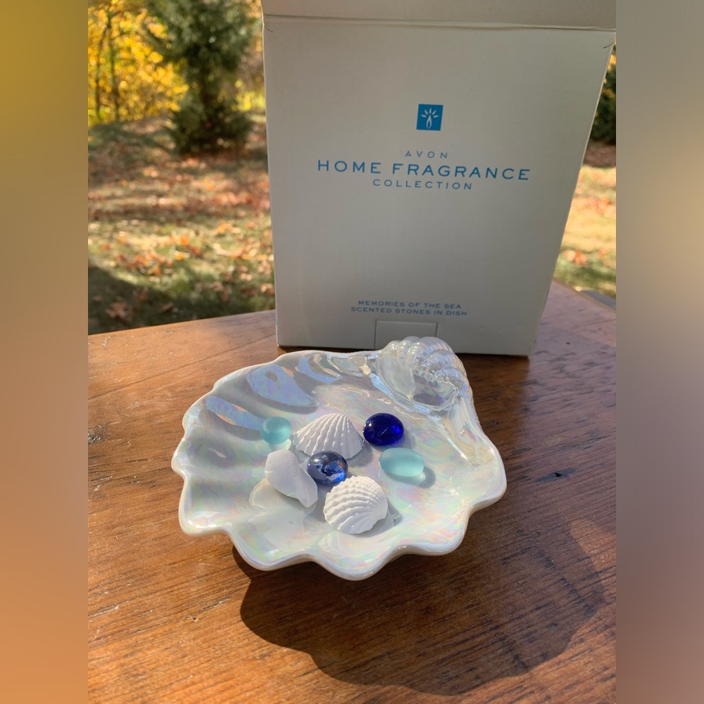 Avon Shell Dish with Blue and White Stones